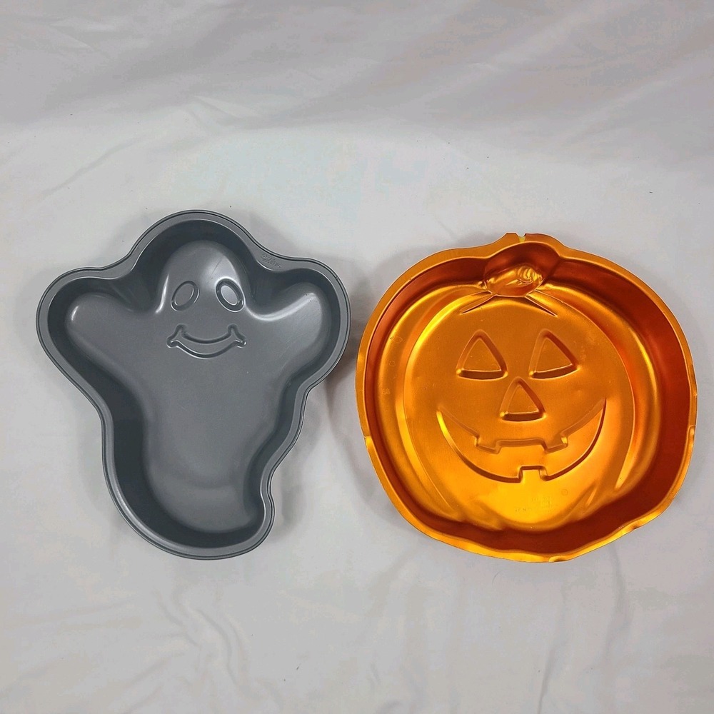 Lot of 2 Wilton Halloween Cake Pans Ghost & Pumpkin Jack O Lantern